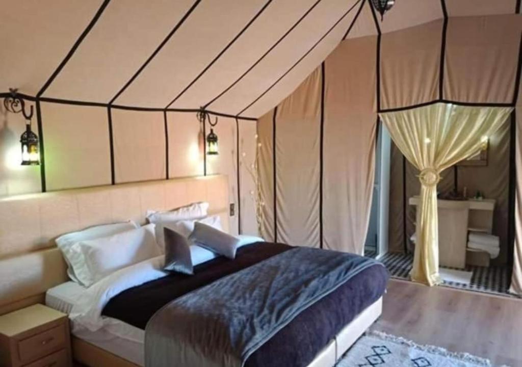 Merzouga Luxury Traditional Camp Bagian luar foto