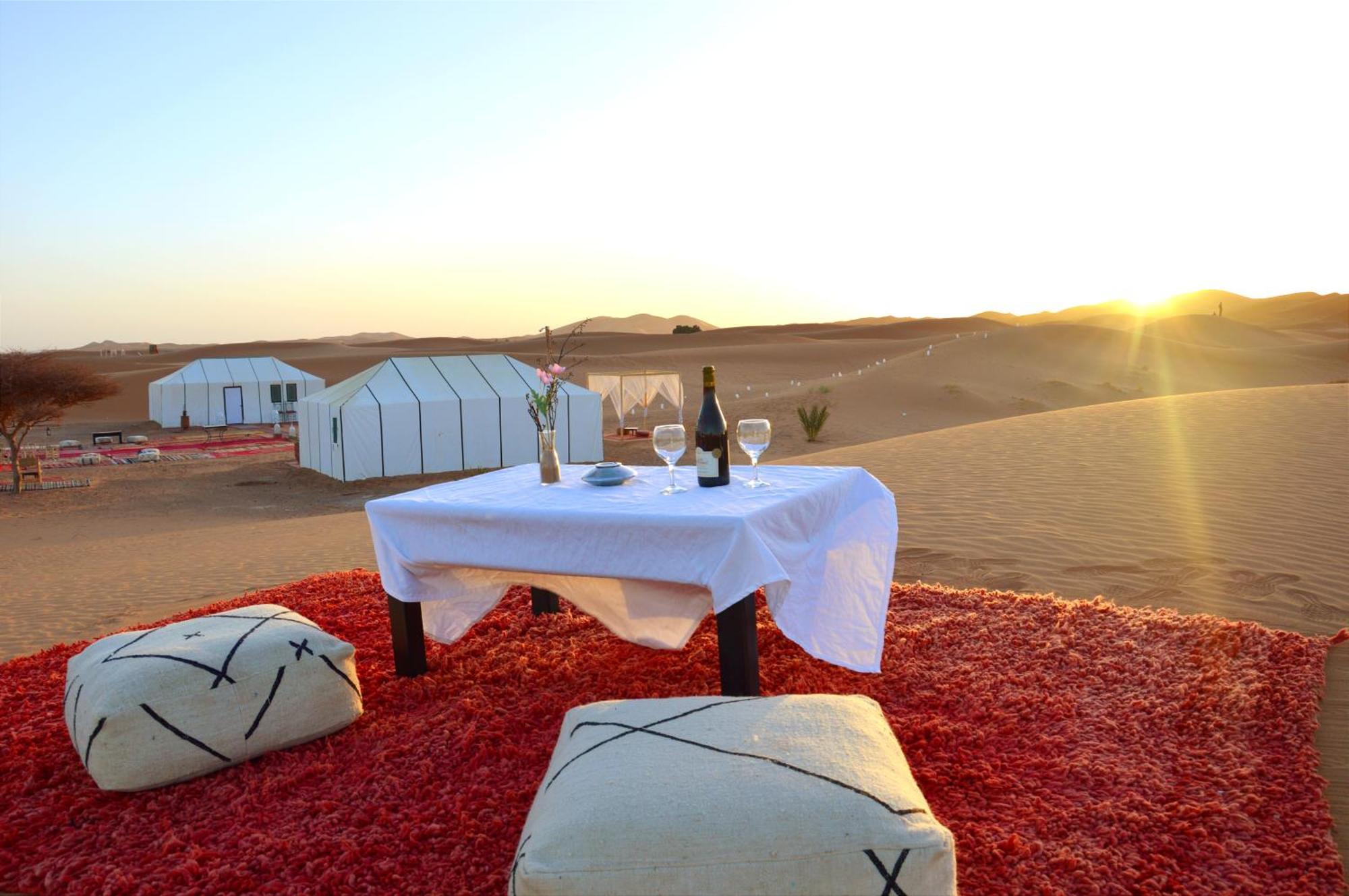 Merzouga Luxury Traditional Camp Bagian luar foto