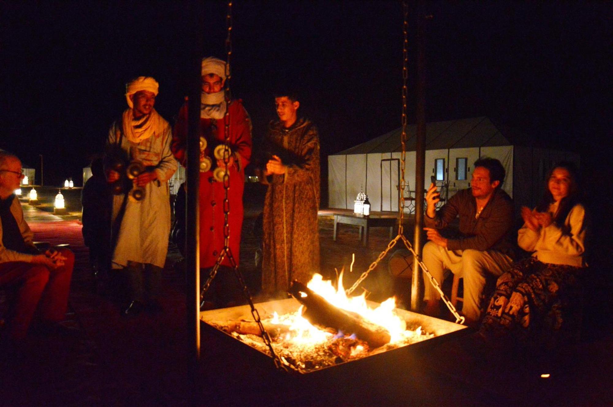 Merzouga Luxury Traditional Camp Bagian luar foto